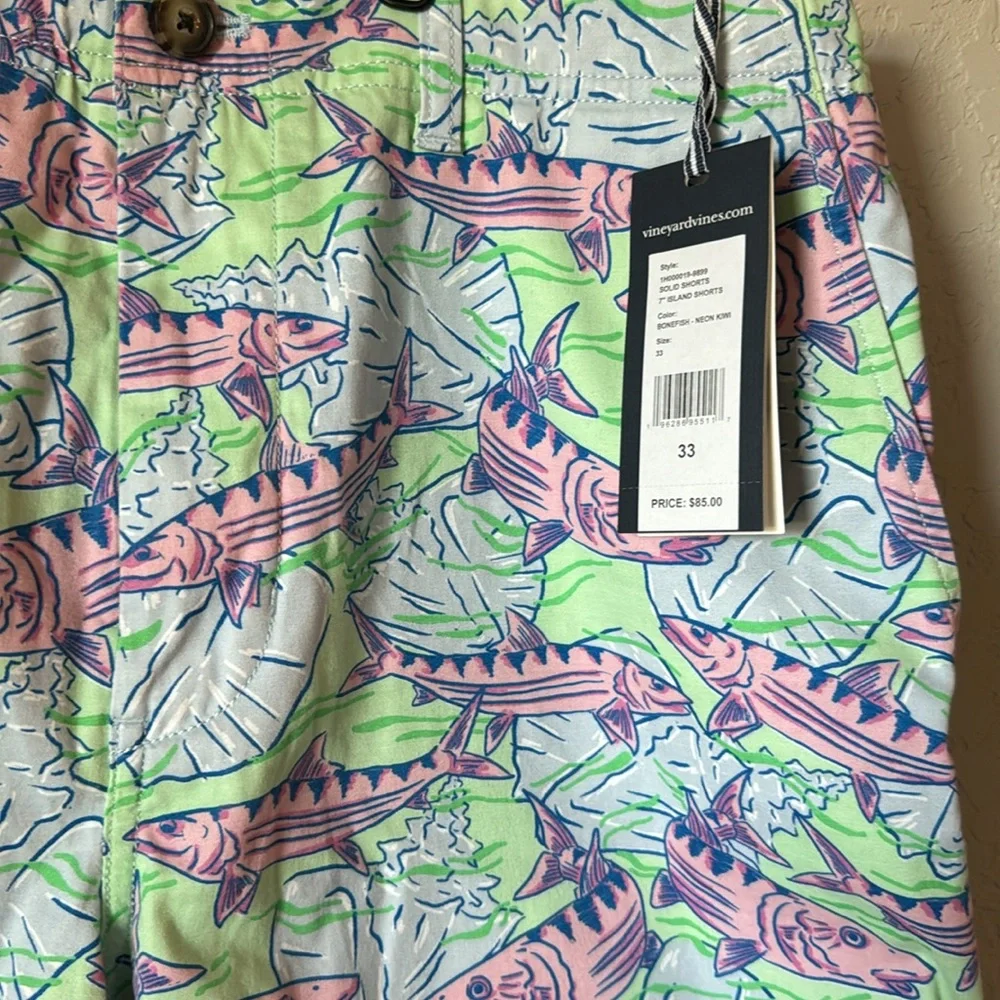 NWT Vineyard Vines Island Shorts | Fish & Conch Print | Waist 33 | 7" Inseam - Picture 2 of 5